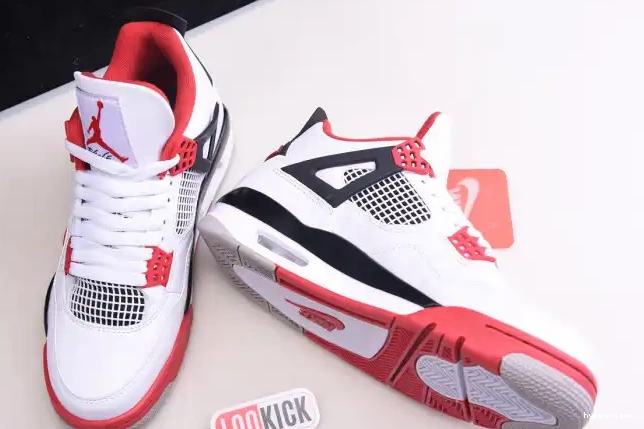 HYPE (2020) Red Air DC7770-160 Retro Jordan Fire 4 0611